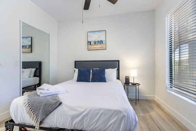 Foto del edificio - 15608 N 71st St