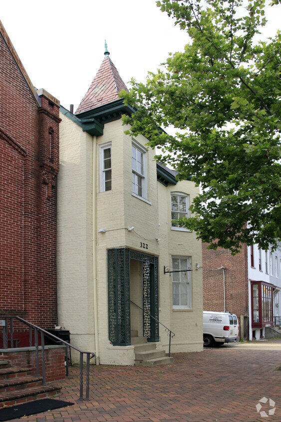 Foto del edificio - 322 S Washington St