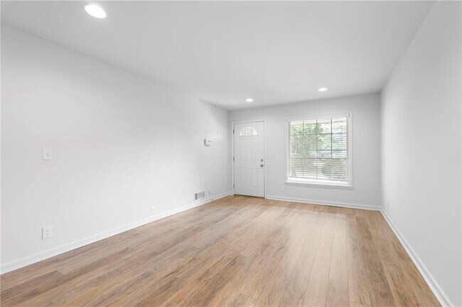 Foto del edificio - 2071 Nettie Ct