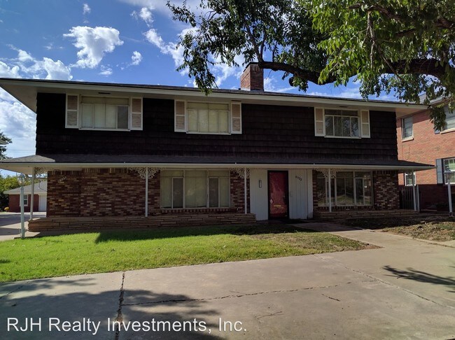 Building Photo - 6523 Avondale Dr