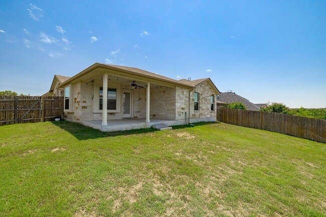 Building Photo - 421 Tula Trail
