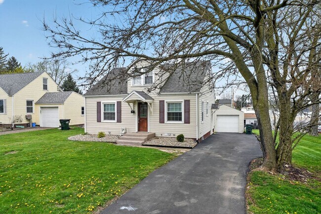 Foto del edificio - 1133 Milford St NE