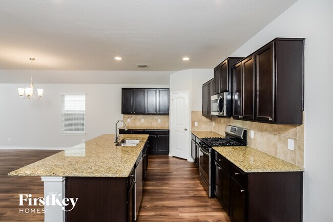 Building Photo - 5931 Forte Falls