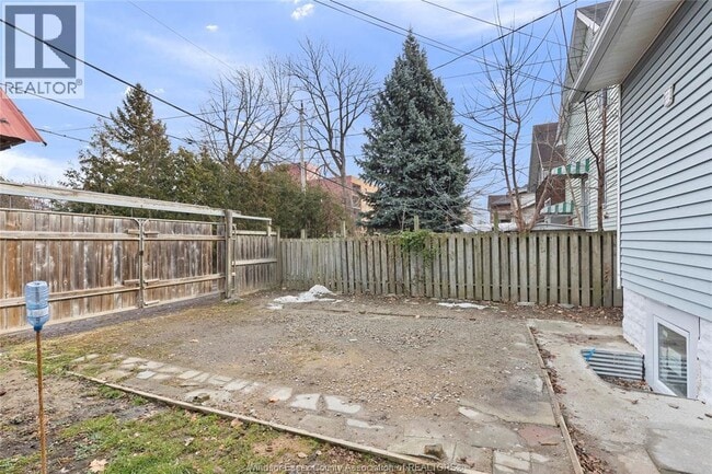 Building Photo - 242 Josephine Ave