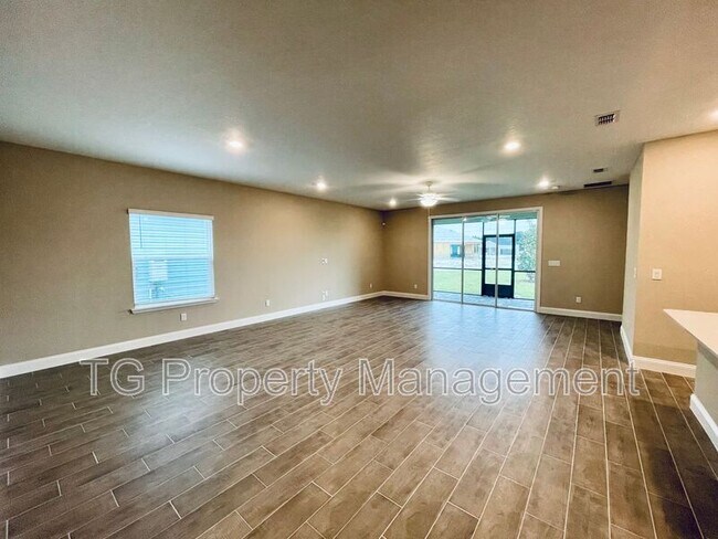 Foto del edificio - 122 Monthaven Dr