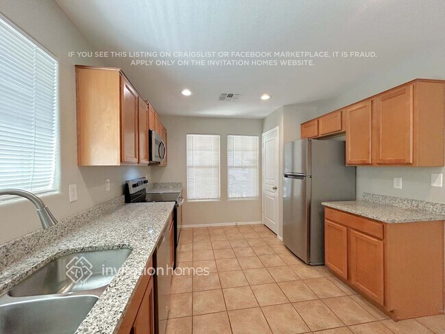 Foto del edificio - 15265 W Monroe St