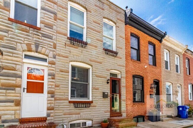 Building Photo - 3313 Mueller St