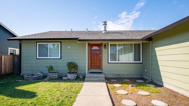 Building Photo - 1623 Oneel Dr