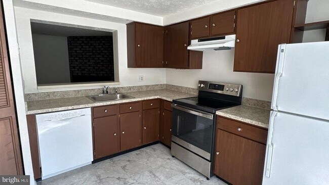 Foto del edificio - 9538 Quarry Bridge Ct