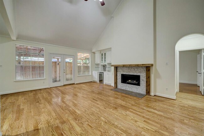 Building Photo - 3608 Timberside Cir Dr