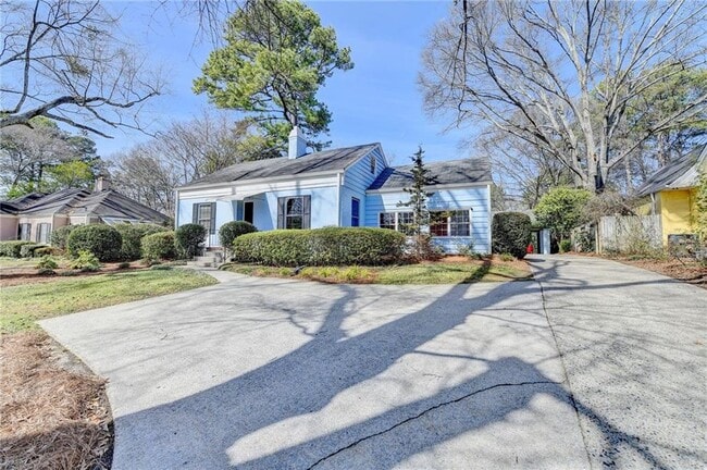 Building Photo - 1926 N Decatur Rd