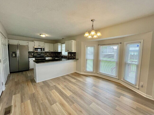 Foto del edificio - Newly Updated 3-Bed, 2-Bath Nest in Fayett...