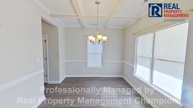 Foto del edificio - Spacious 3 BD/2.5 BA Home with Office Featuring Open Floorplan