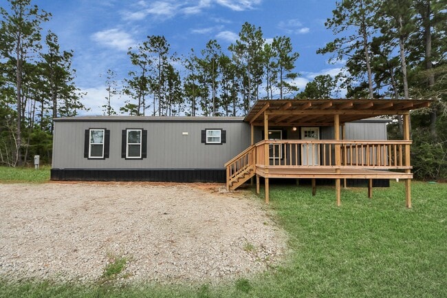 Building Photo - 1556 Brown Rd