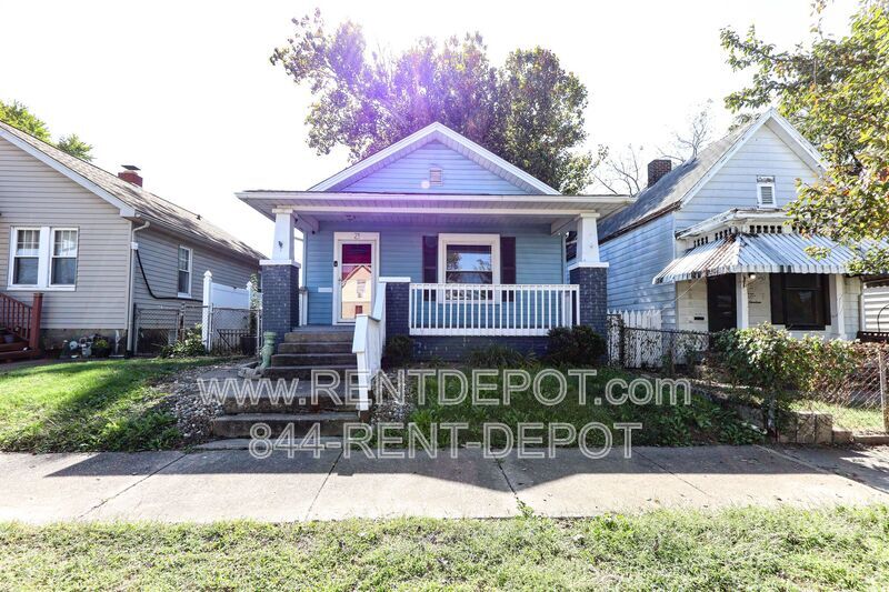 Primary Photo - 21 E Tennessee St