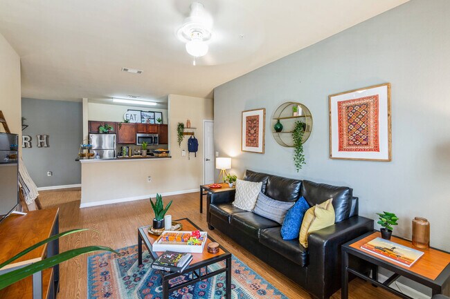The Dutton Luxury Apartments - 1345 Wenlon Dr Murfreesboro, TN ...