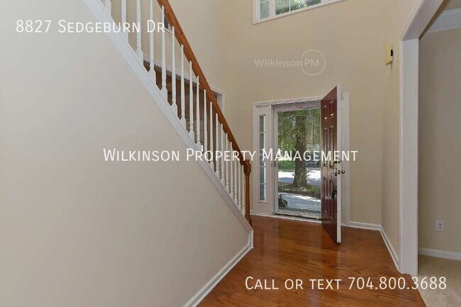 Foto del edificio - 8827 SedgeBurn Dr