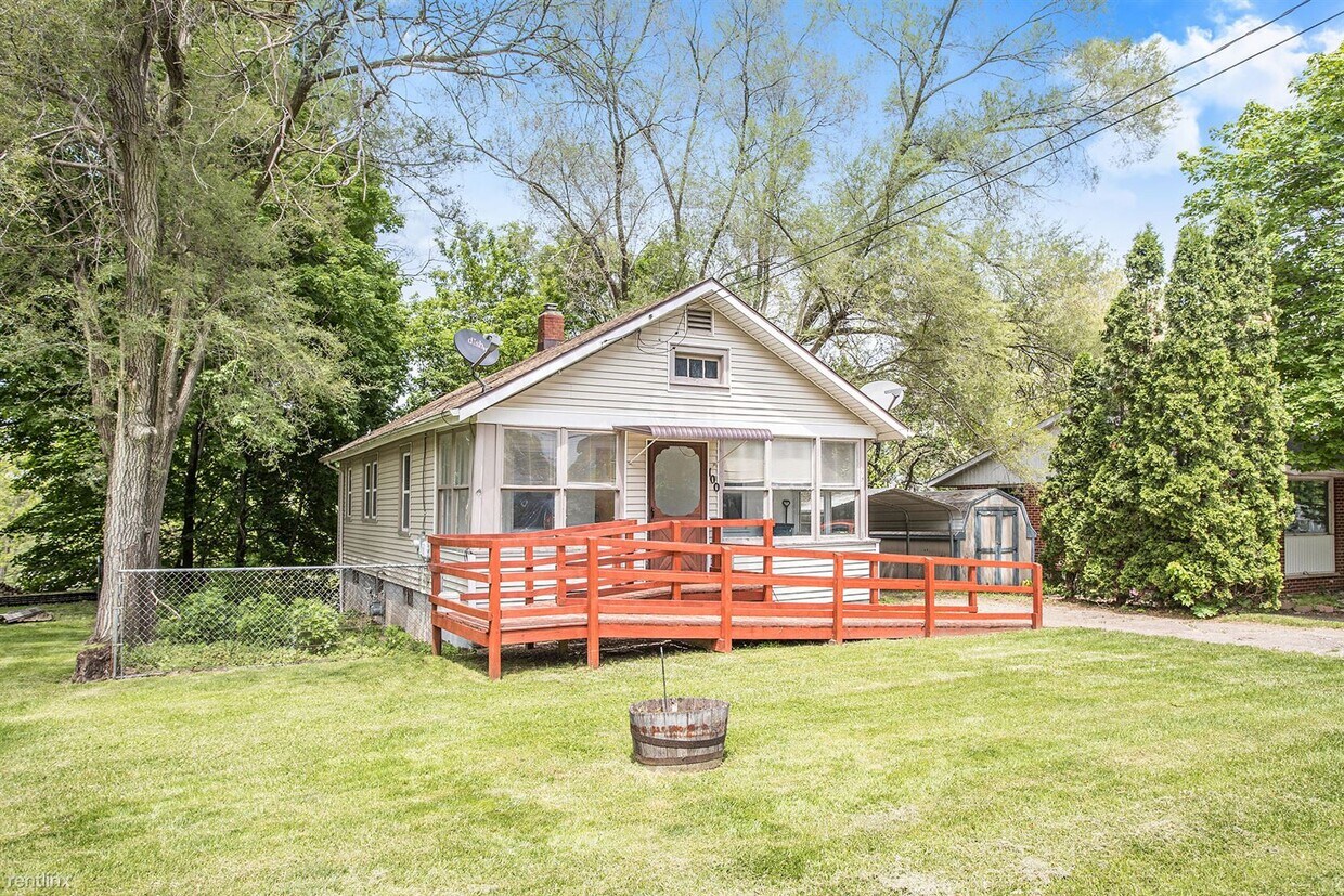 Primary Photo - 1 br, 1 bath House - 100 Eldred St