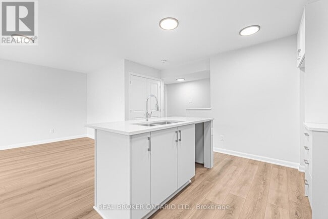 Building Photo - 301 Glenroy Gilbert Dr