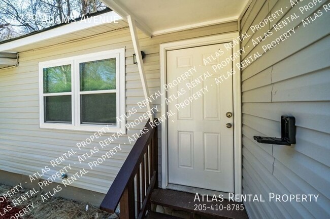 Building Photo - 4729 Adams Ave