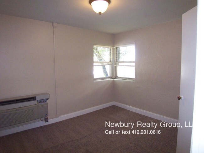 Building Photo - 313 San Juan Dr