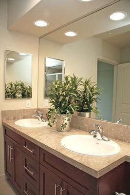Foto del edificio - Spacious Kirkland Central Condo for Rent.