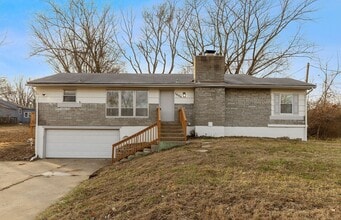 Building Photo - 10130 Tullis Ave