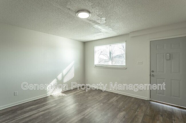 Foto del edificio - 127 Goodson Ave