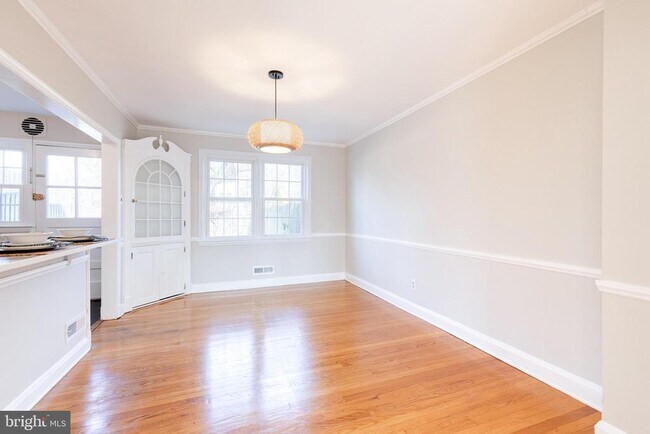 Foto del edificio - 130 Dumbarton Rd