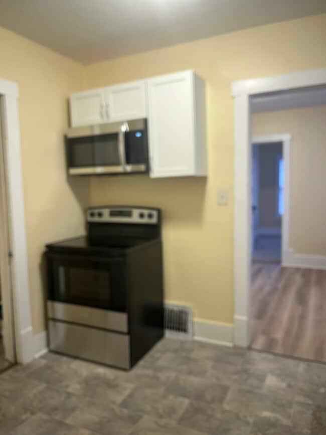 Building Photo - 412 Rafter St