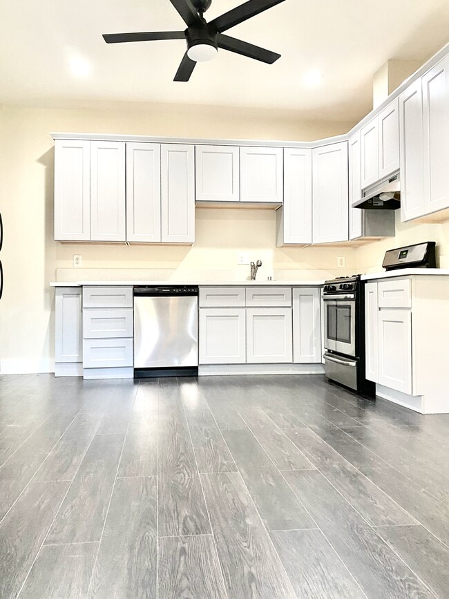 Foto del edificio - 6400 Dix St