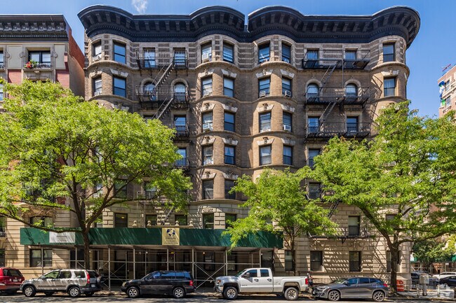 Building Photo - 935 West End Ave