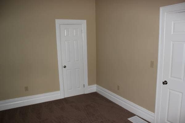 Building Photo - 919 13th St