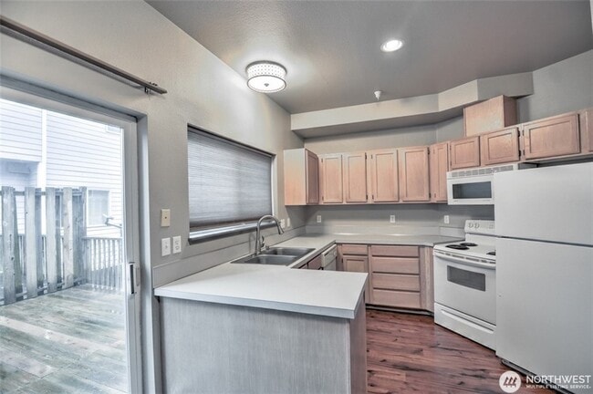 Building Photo - 6304 Barstow Ln SE