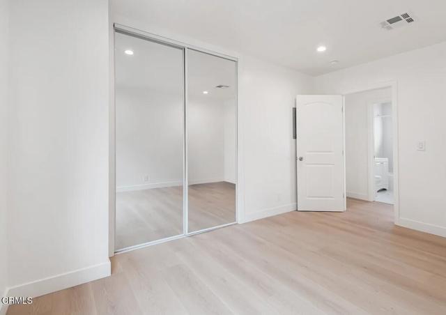 Foto del edificio - 268 E Providencia Ave