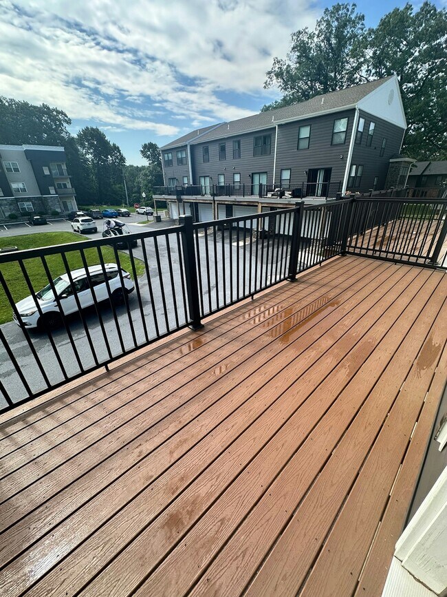 Foto del edificio - 123 High Pointe Dr
