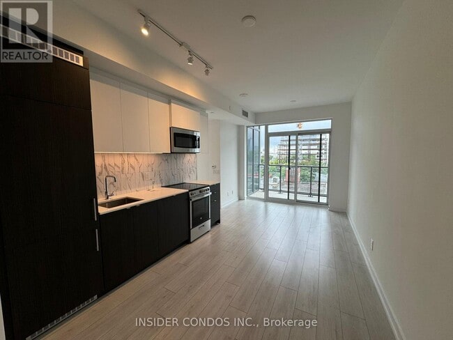 Photo du bâtiment - 500-500 Dupont St