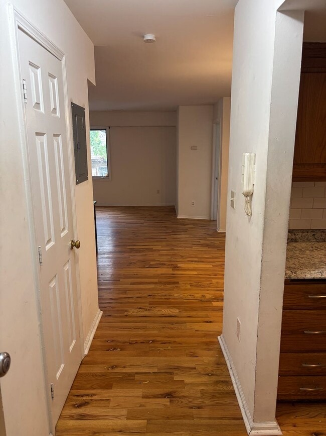 Foto del edificio - 183 Livingston Pl