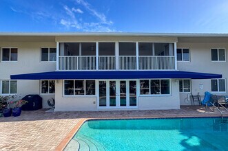 Building Photo - 1110 Bel Air Dr