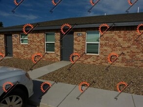Building Photo - 1513 W Llano Estacado Blvd