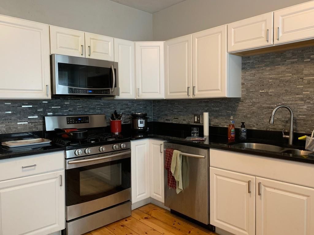 Foto principal - 13 Linden St