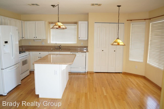 Foto del edificio - 9601 Highline Ln