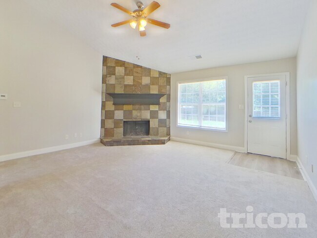 Foto del edificio - 5677 Conner Rd