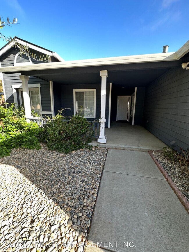Building Photo - 4 br, 2 bath House - 610 Liege Drive