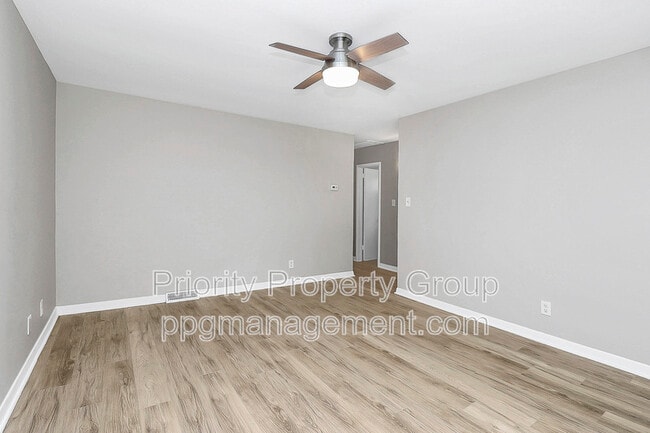 Photo - 1806 Herrin Ave Apartment