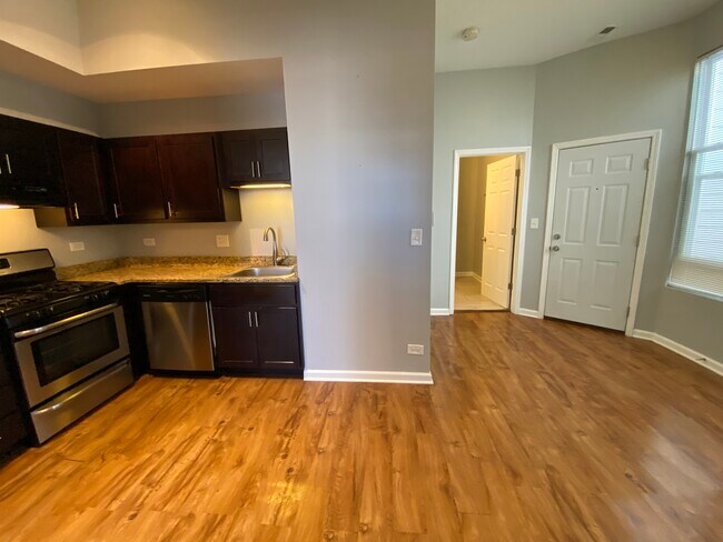 Foto del edificio - 1102 W 18th St