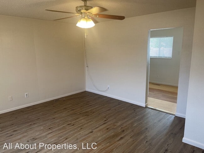 Building Photo - 2 br, 1 bath House - 323 5th Street