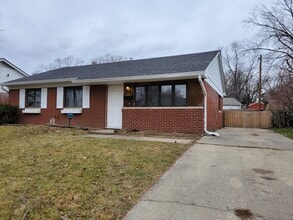 Building Photo - 7404 E 34th Pl