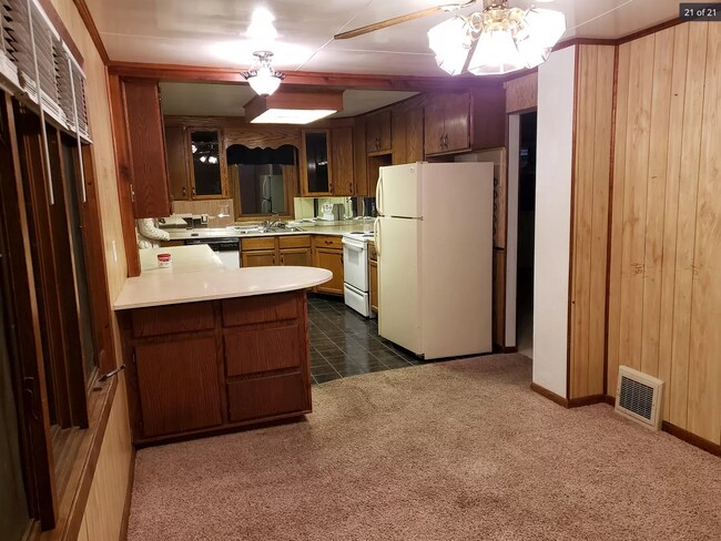 Foto del edificio - 140 B Ave E