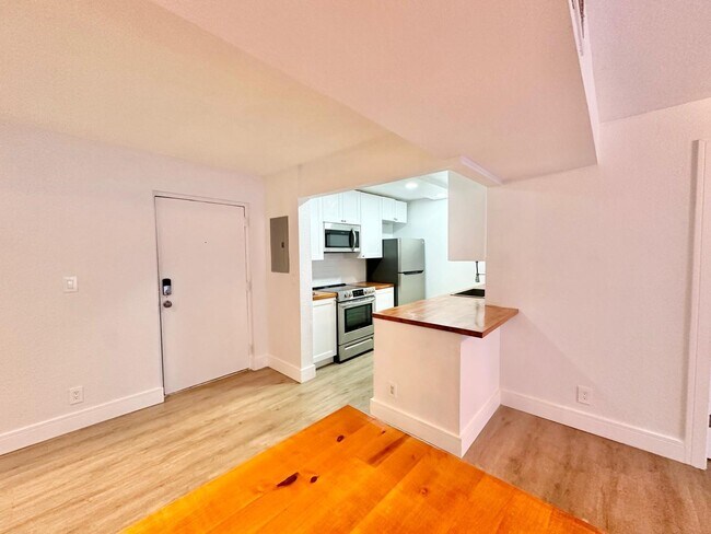 Foto del edificio - 470 NW 20th St